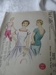 3275 1955 Simplicity SHORT SLEEVE SQUARE NECK BLOUSE UNCUT PATTERN 16 36B and 14 34B combined